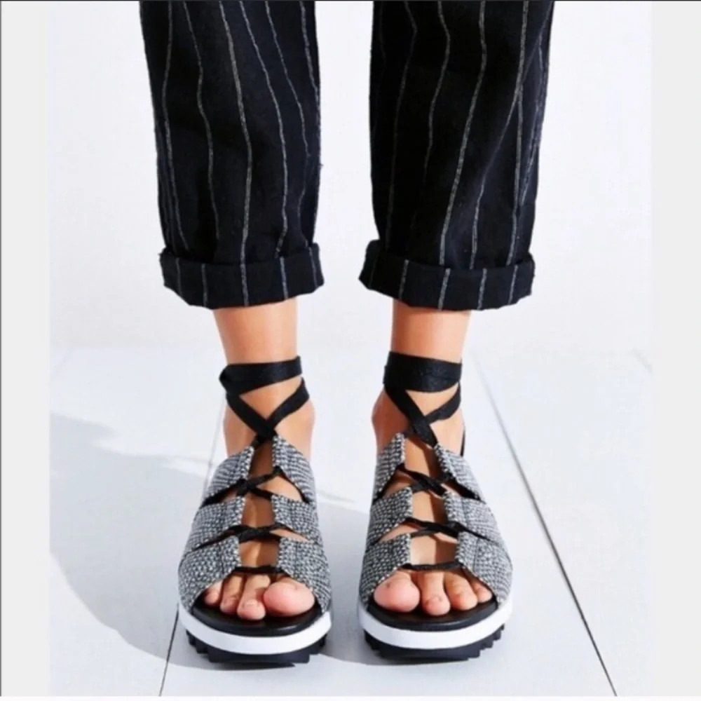 Sam Edelman circus sam